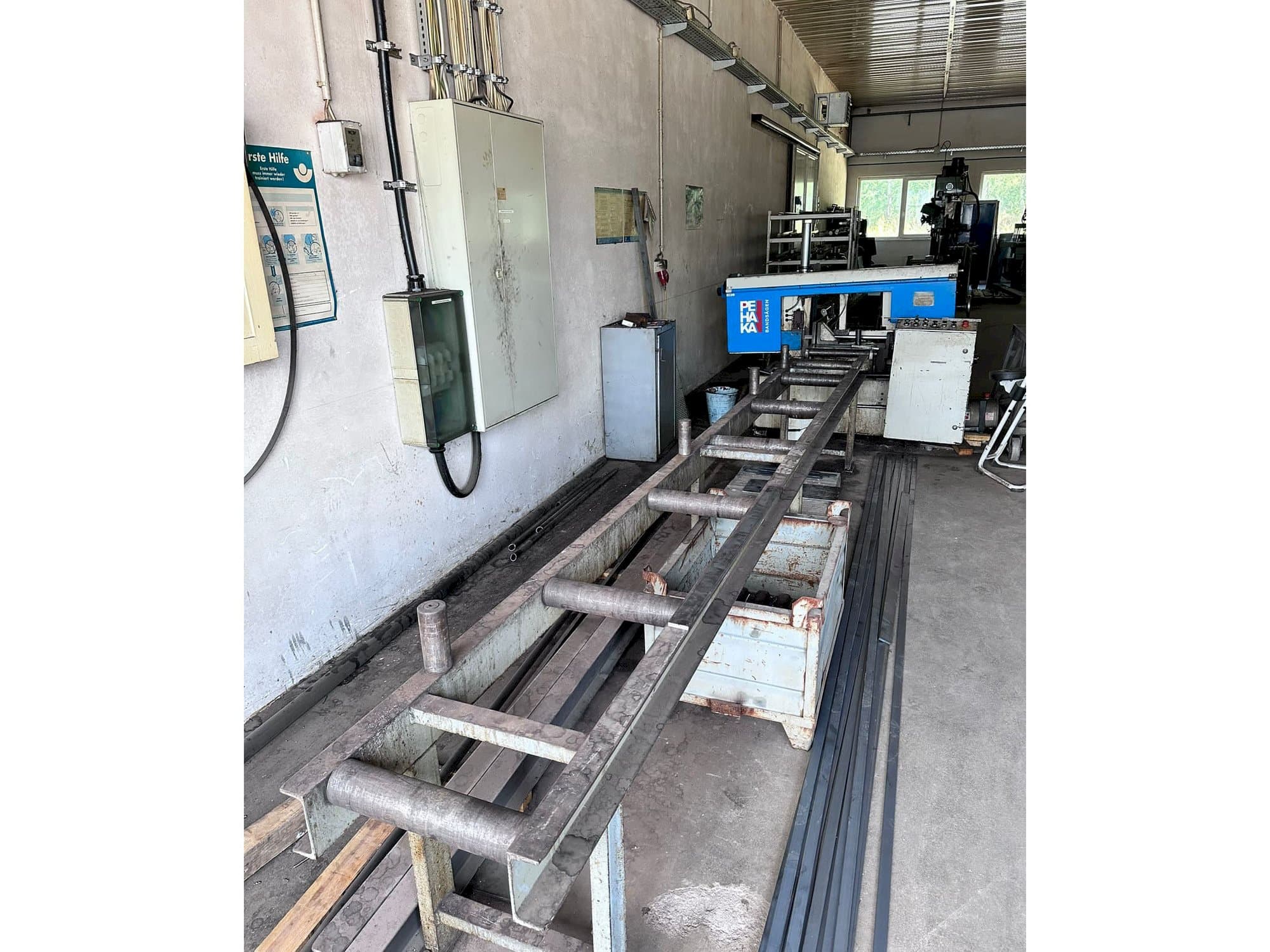 Pehaka . Mašinos vaizdas iš priekio