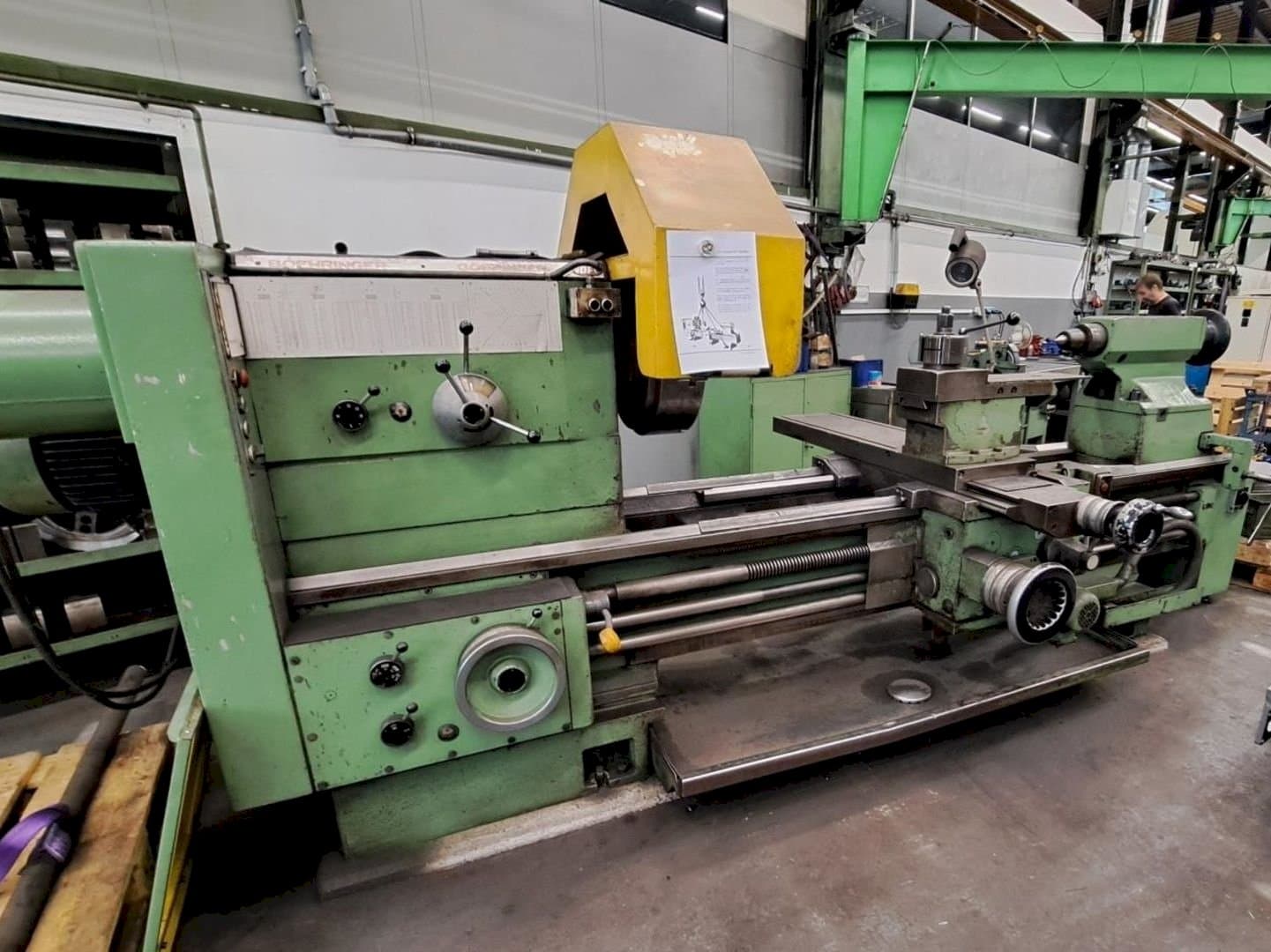 BOEHRINGER VDF V 800 Mašinos vaizdas iš priekio