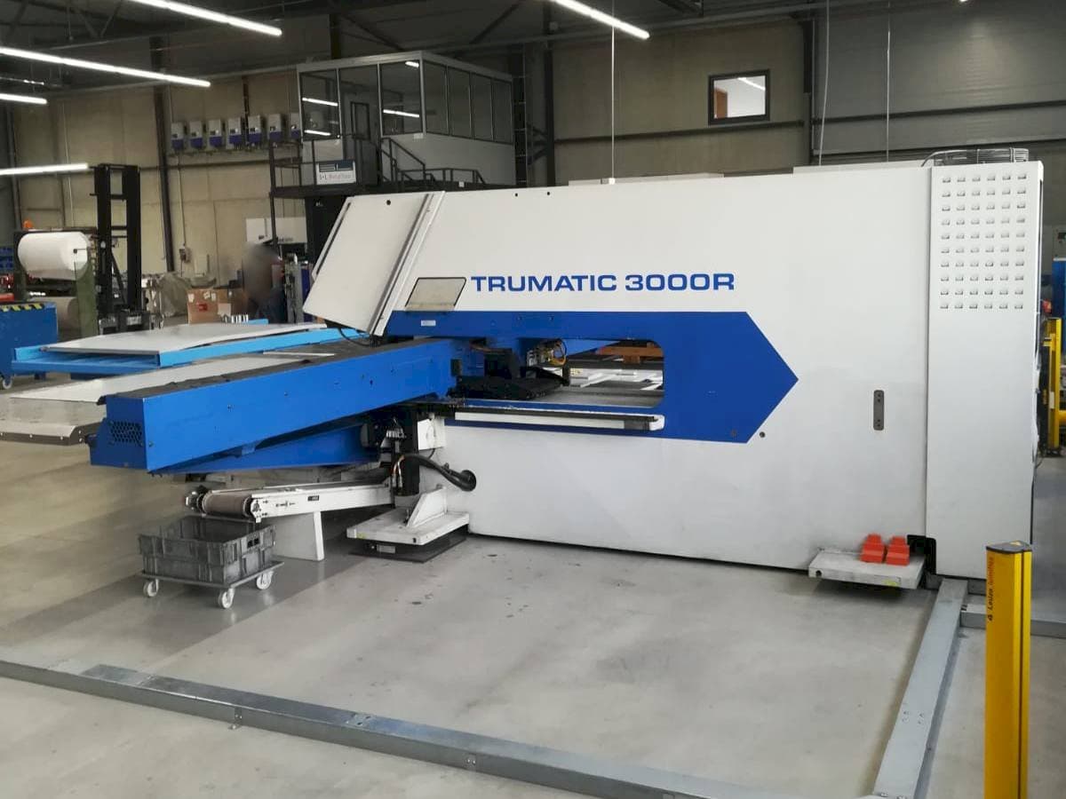 Trumpf Trumatic 3000R Mašinos vaizdas iš priekio