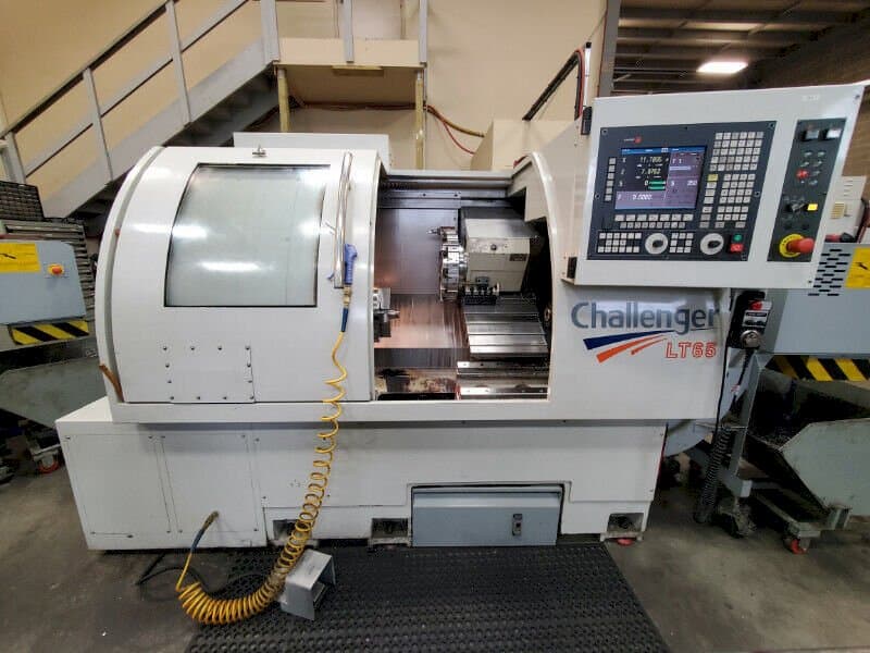 Modern LT-65 Mašinos vaizdas iš priekio