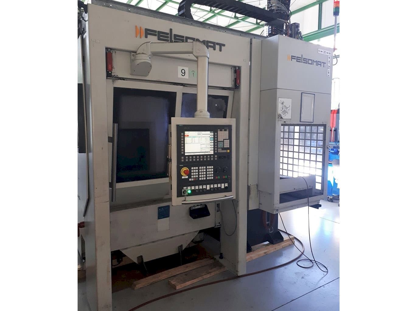 Felsomat FTC 160 Mašinos vaizdas iš priekio