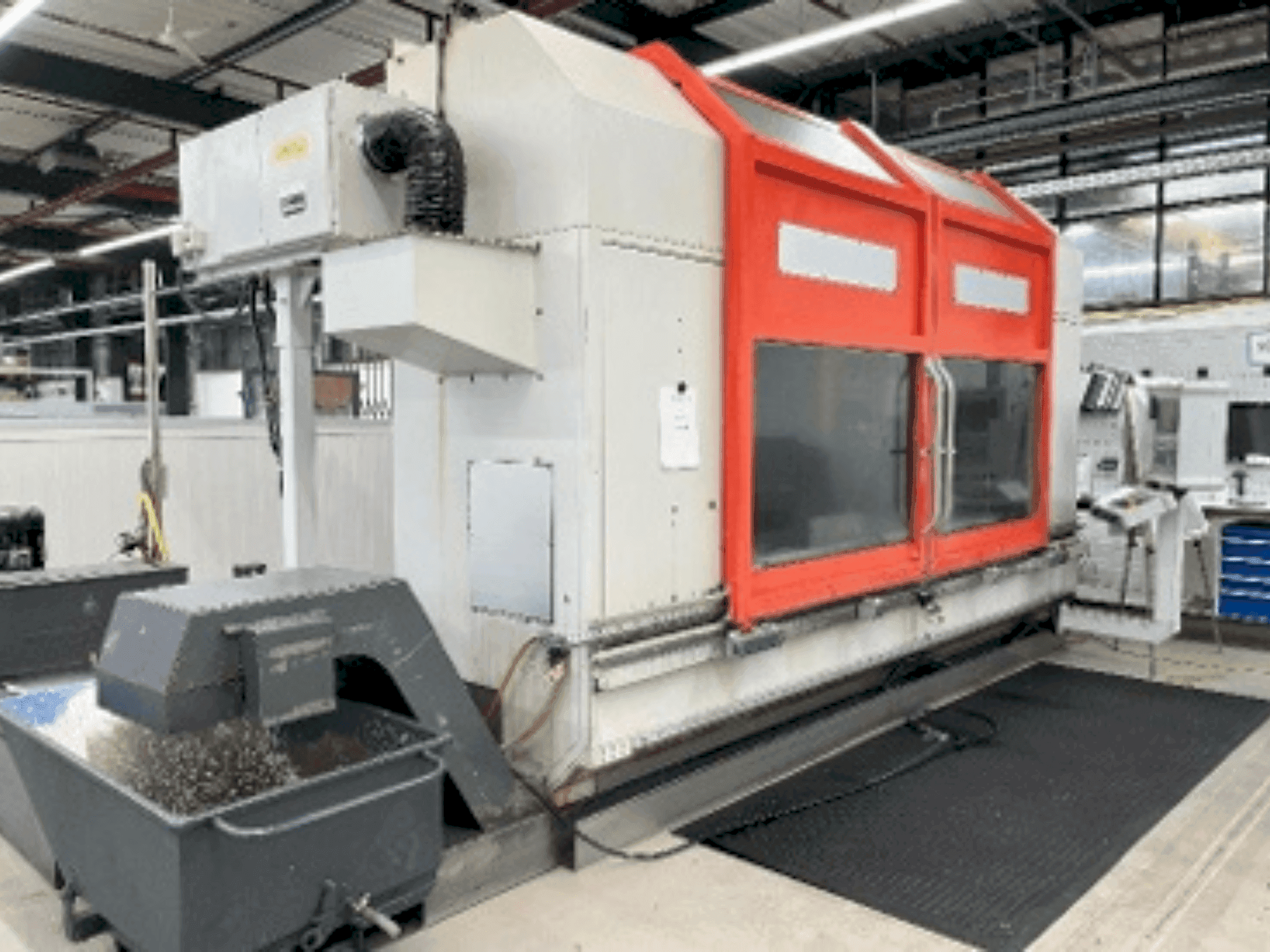 Matec 30L Mašinos vaizdas iš priekio