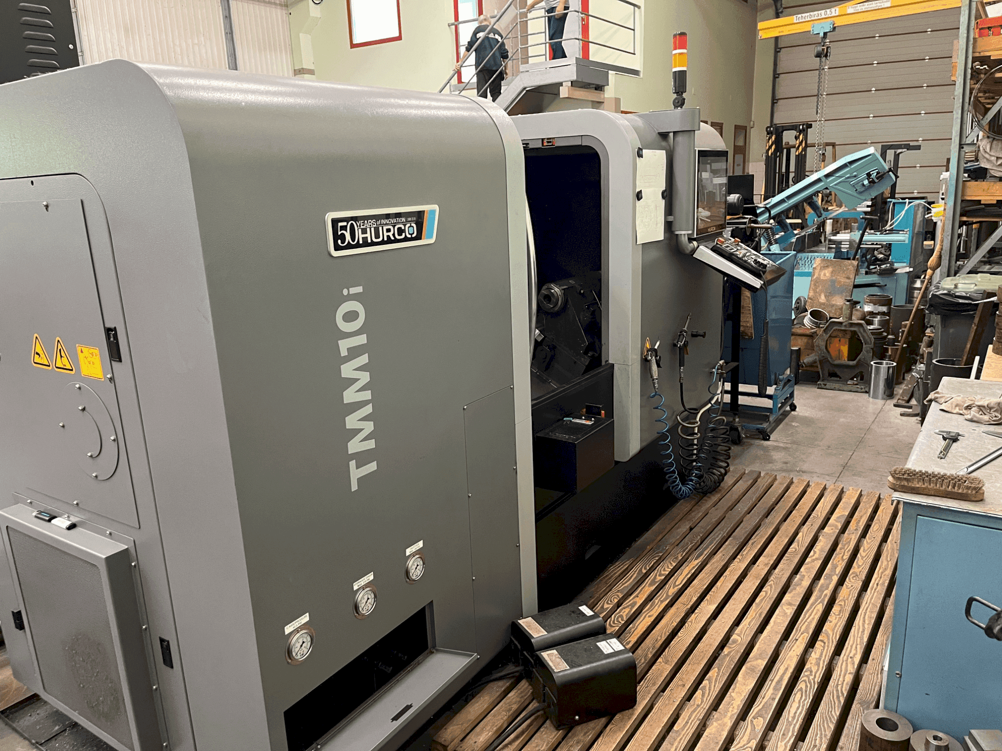 Hurco TMM10i Mašinos vaizdas iš priekio