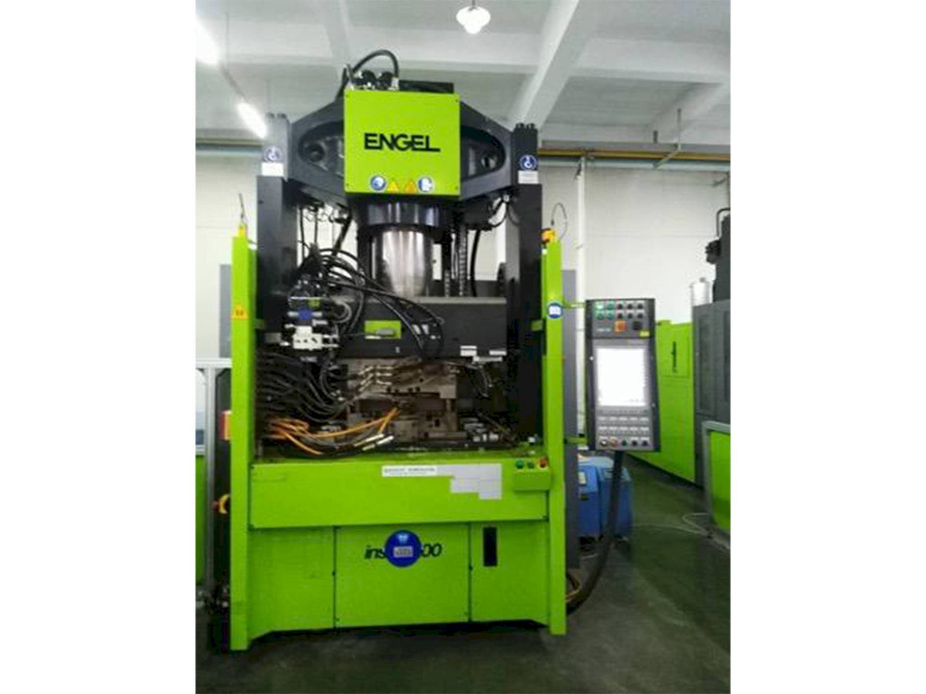 ENGEL insert 2550H/200 with MuCell Mašinos vaizdas iš priekio