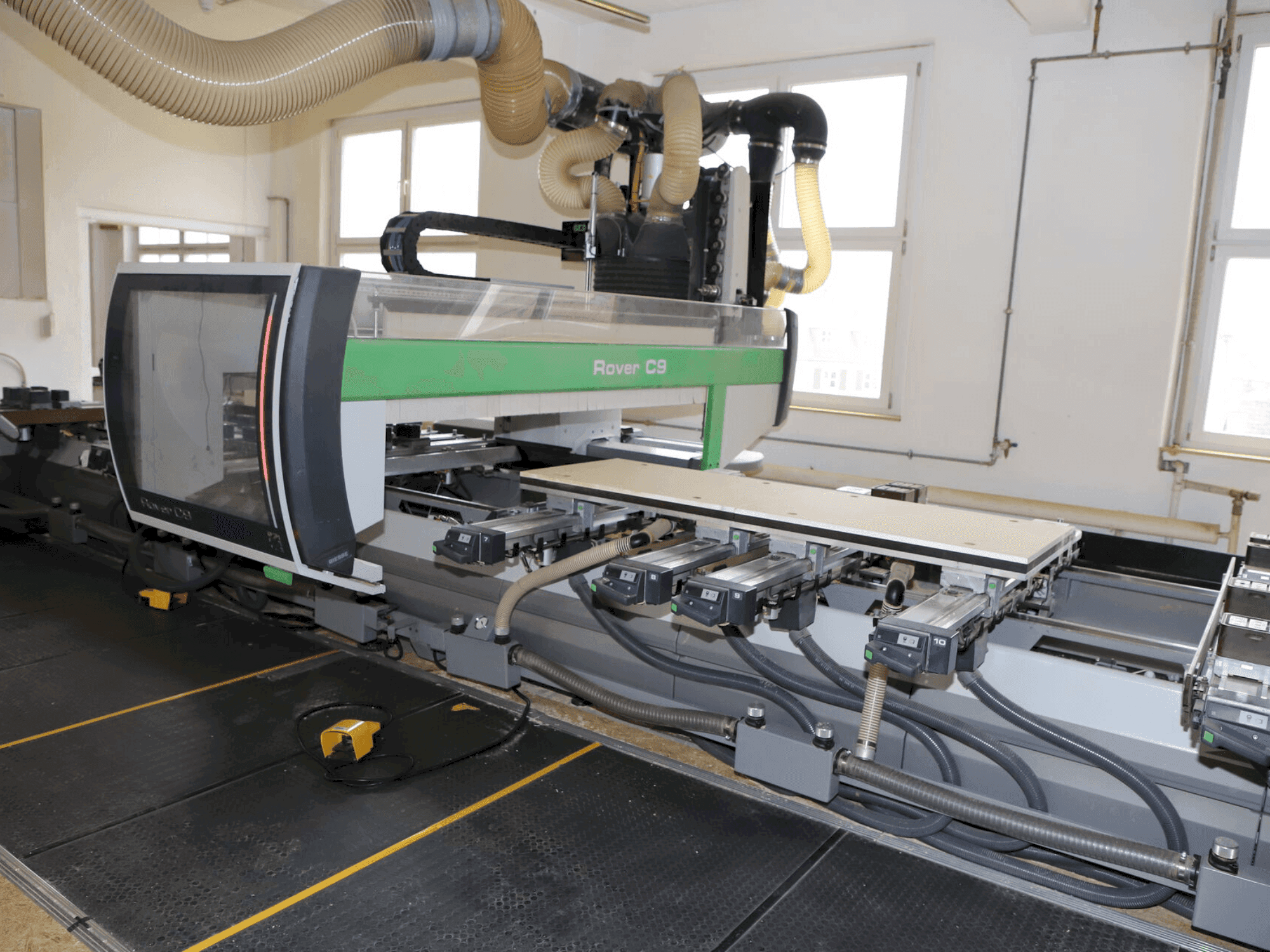 BIESSE ROVER C 9.65 Mašinos vaizdas iš priekio