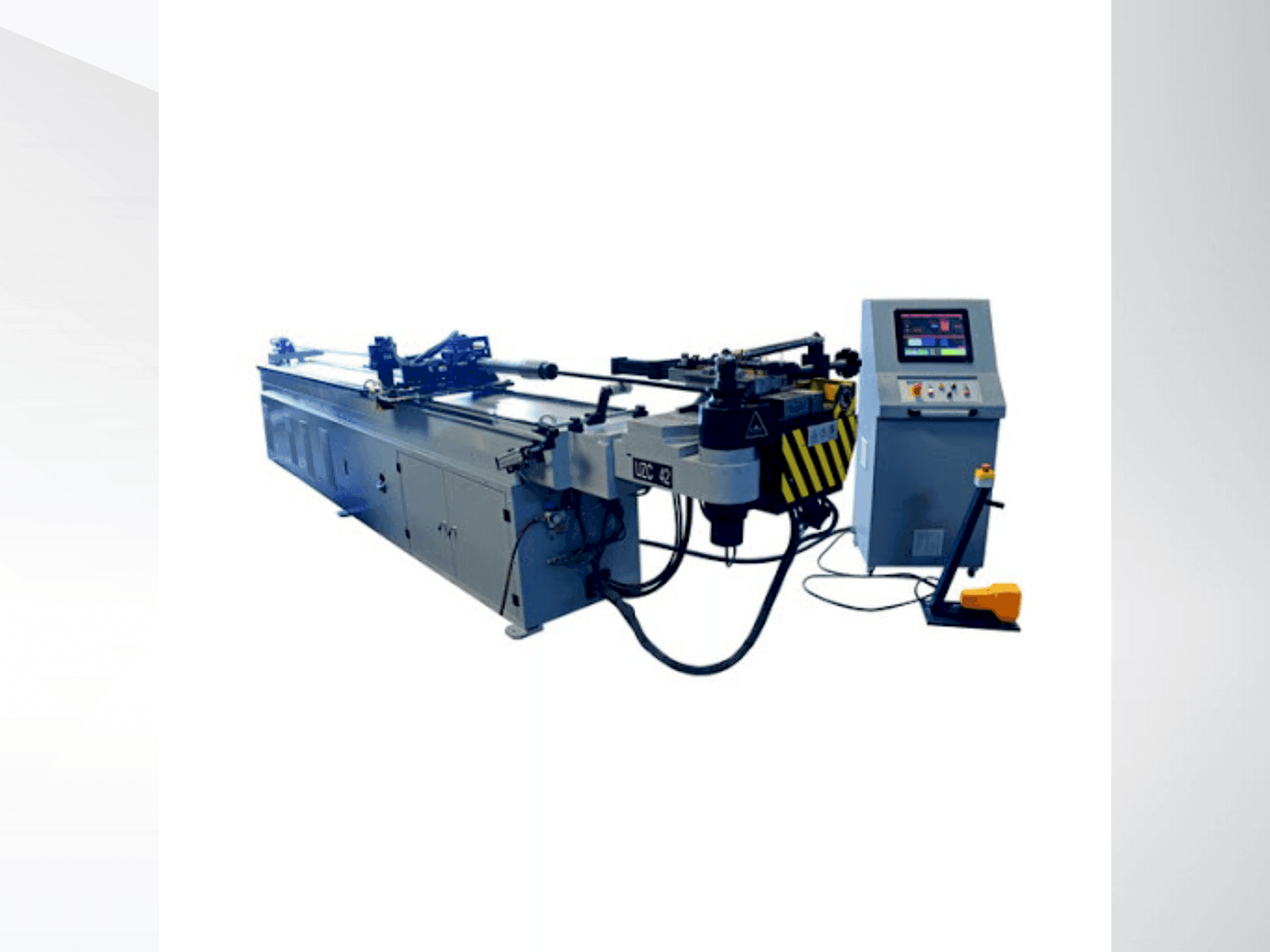 UZMA UZN 90 Mašinos vaizdas iš priekio