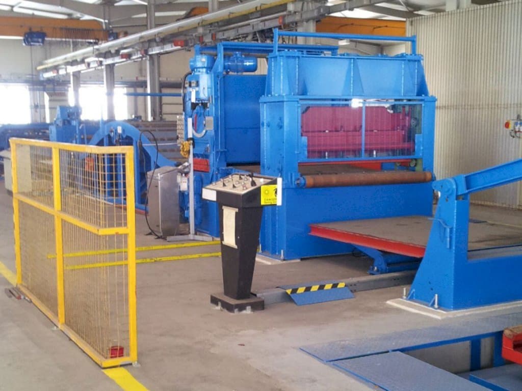 Sacma									 SP4A Mašinos vaizdas iš priekio