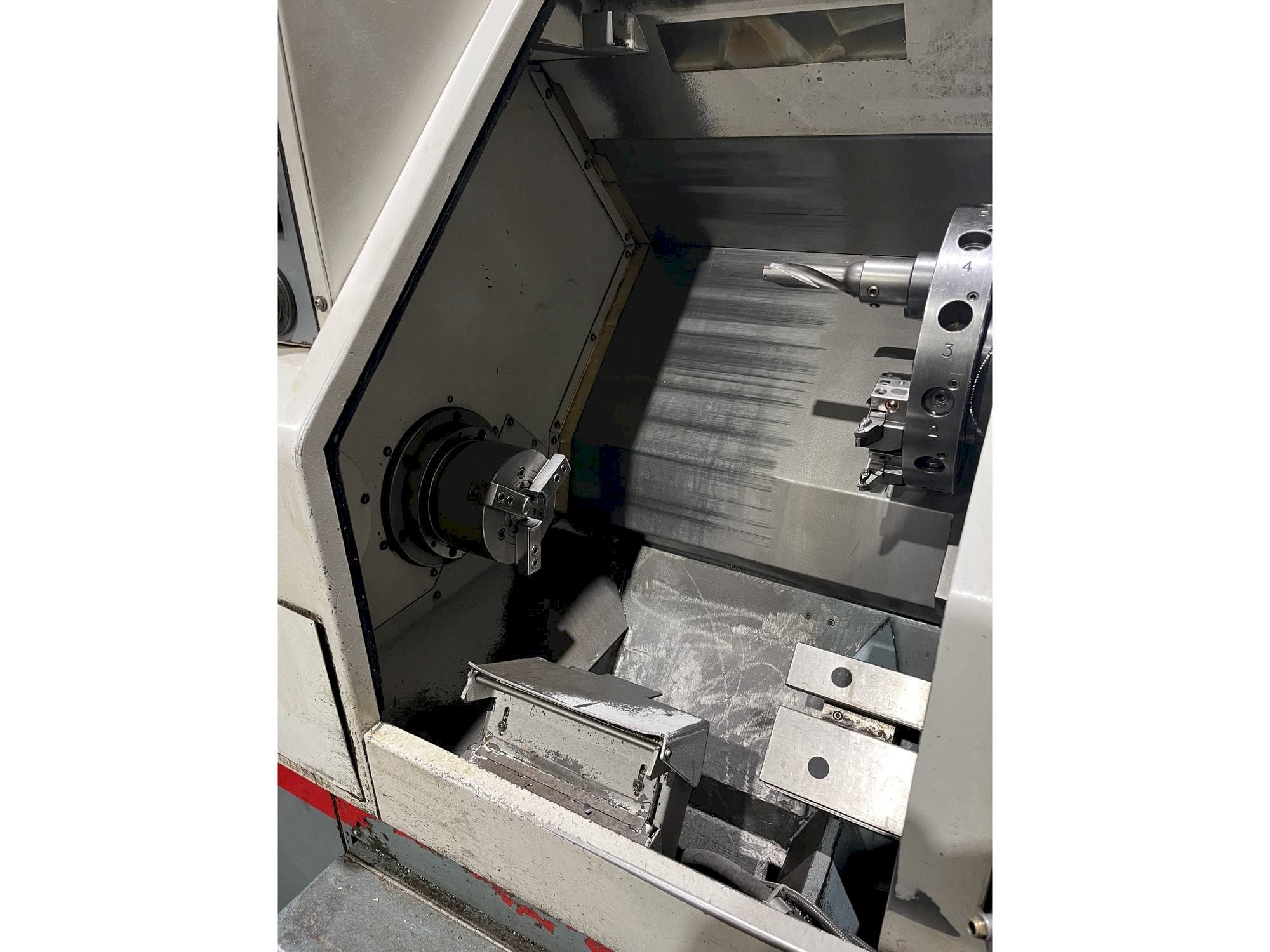 Cincinnati Hawk TC150 Mašinos darbo patalpa