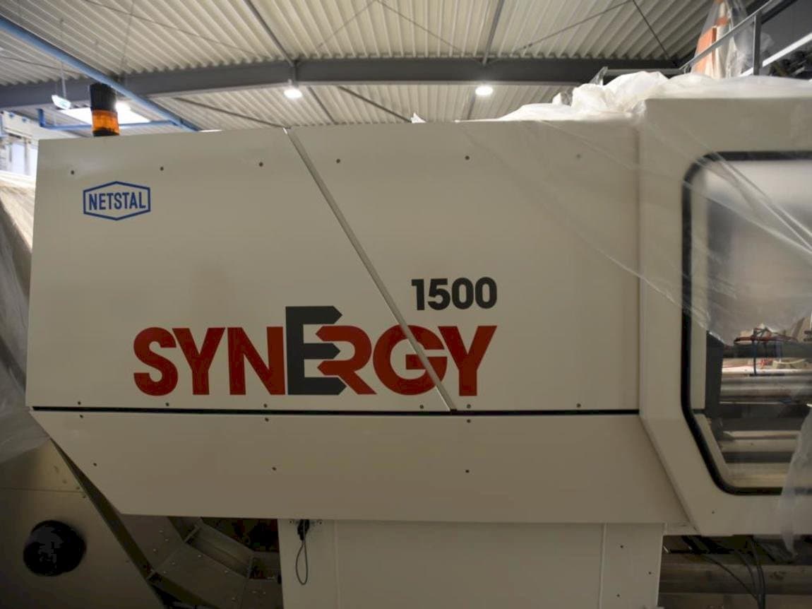 Netstal SynErgy 1500-460 Mašinos vaizdas iš priekio