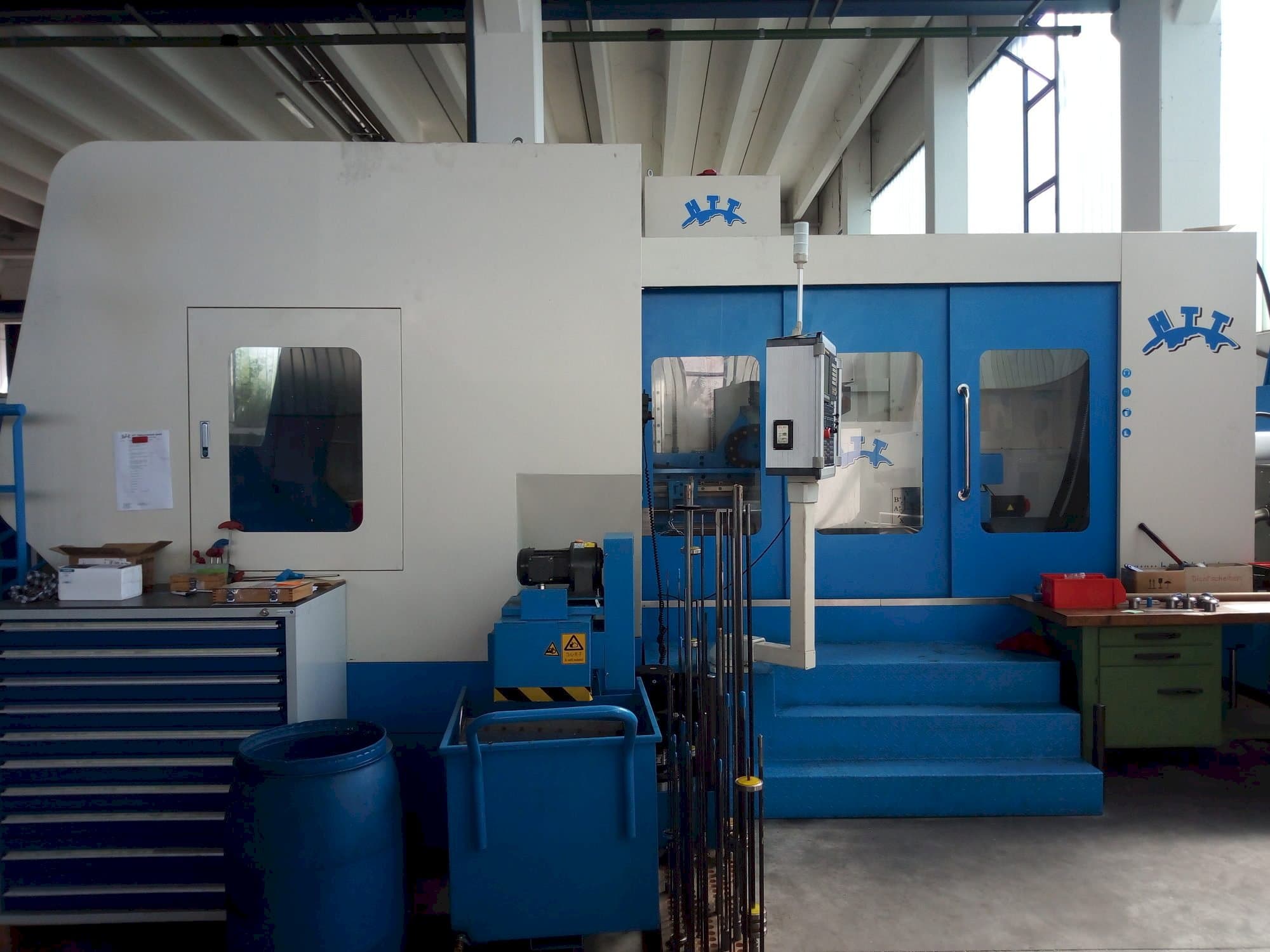 HTT KBR6-1008 Mašinos vaizdas iš priekio