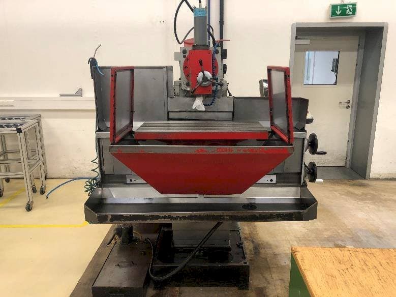 EMCO FB5 Mašinos vaizdas iš priekio