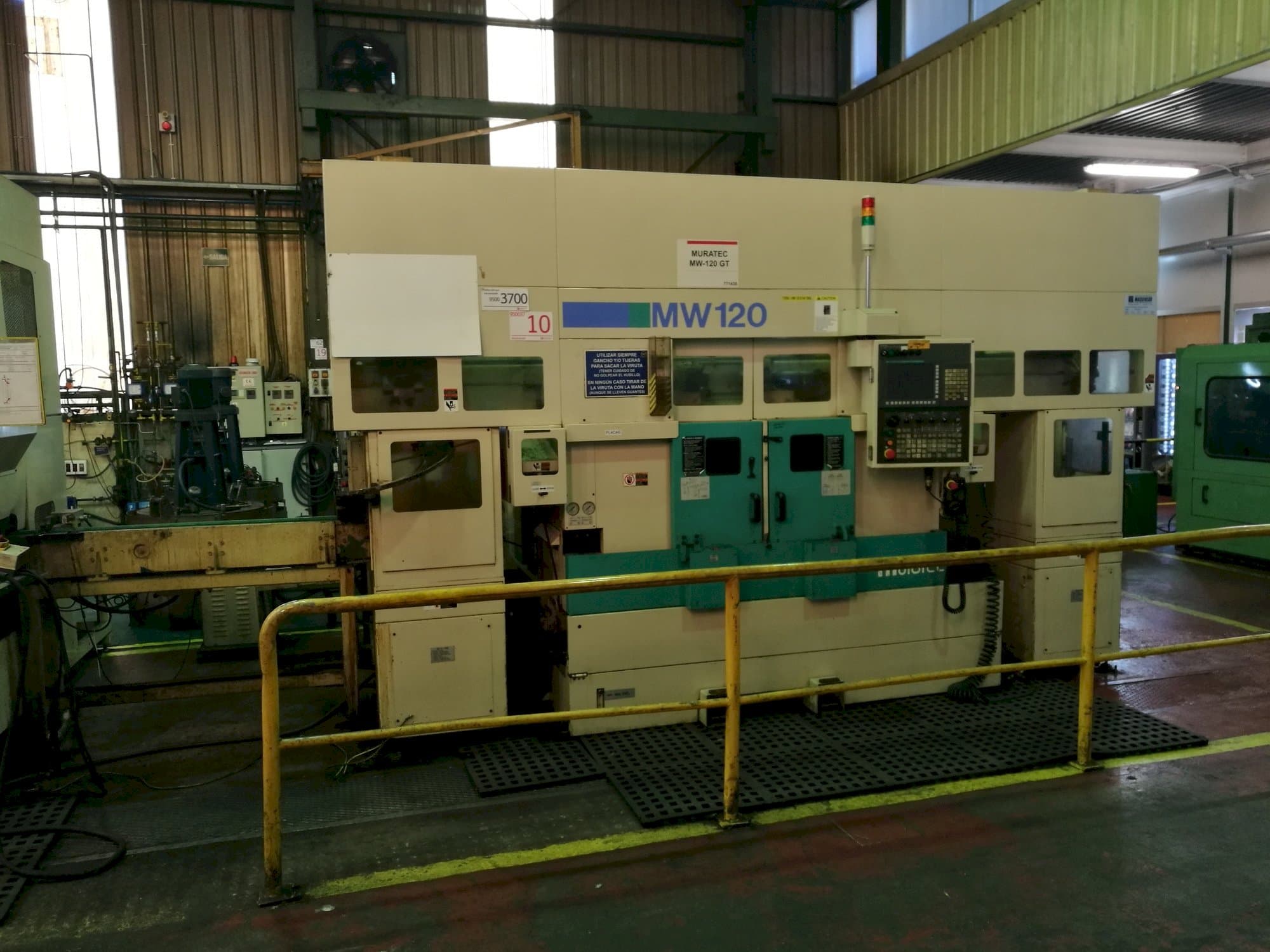 Muratec MW120 Mašinos vaizdas iš priekio