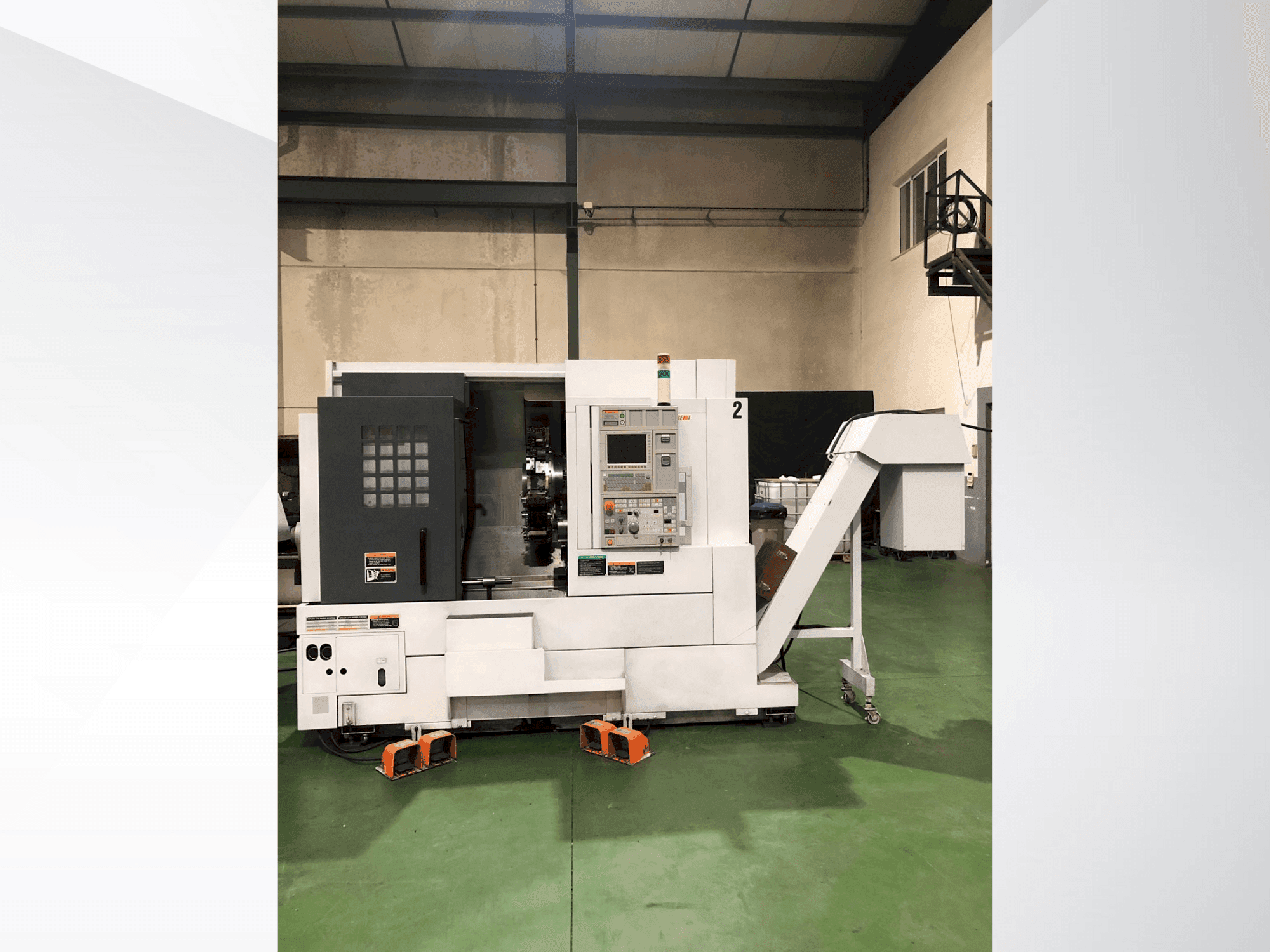 MORI SEIKI NL2000SY Mašinos vaizdas iš priekio