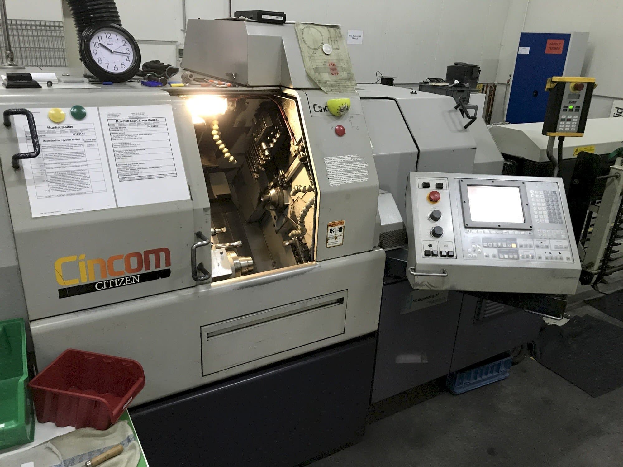 Citizen Cincom L32 Mašinos vaizdas iš priekio