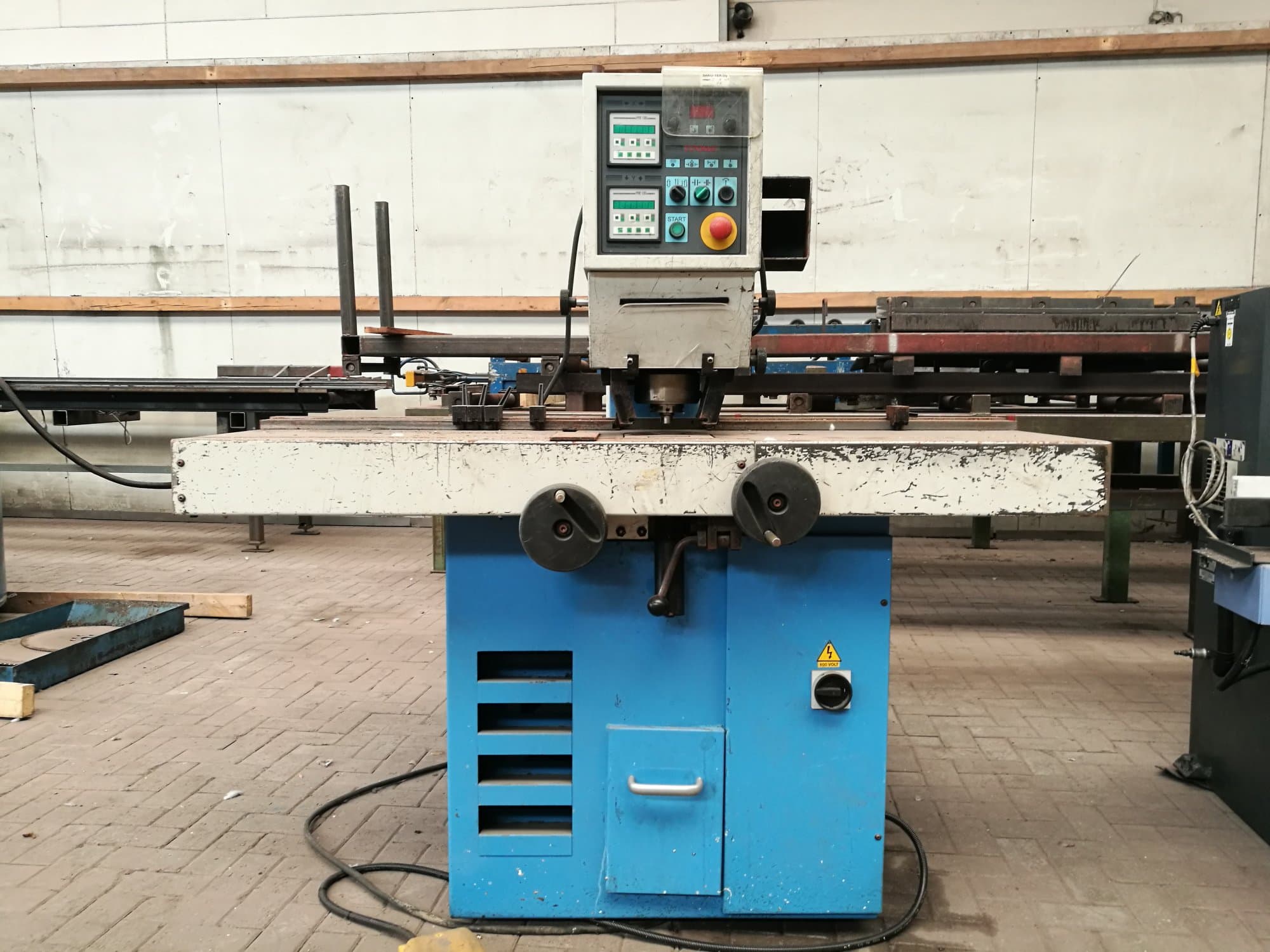 Euromac XP 750/25 Mašinos vaizdas iš priekio