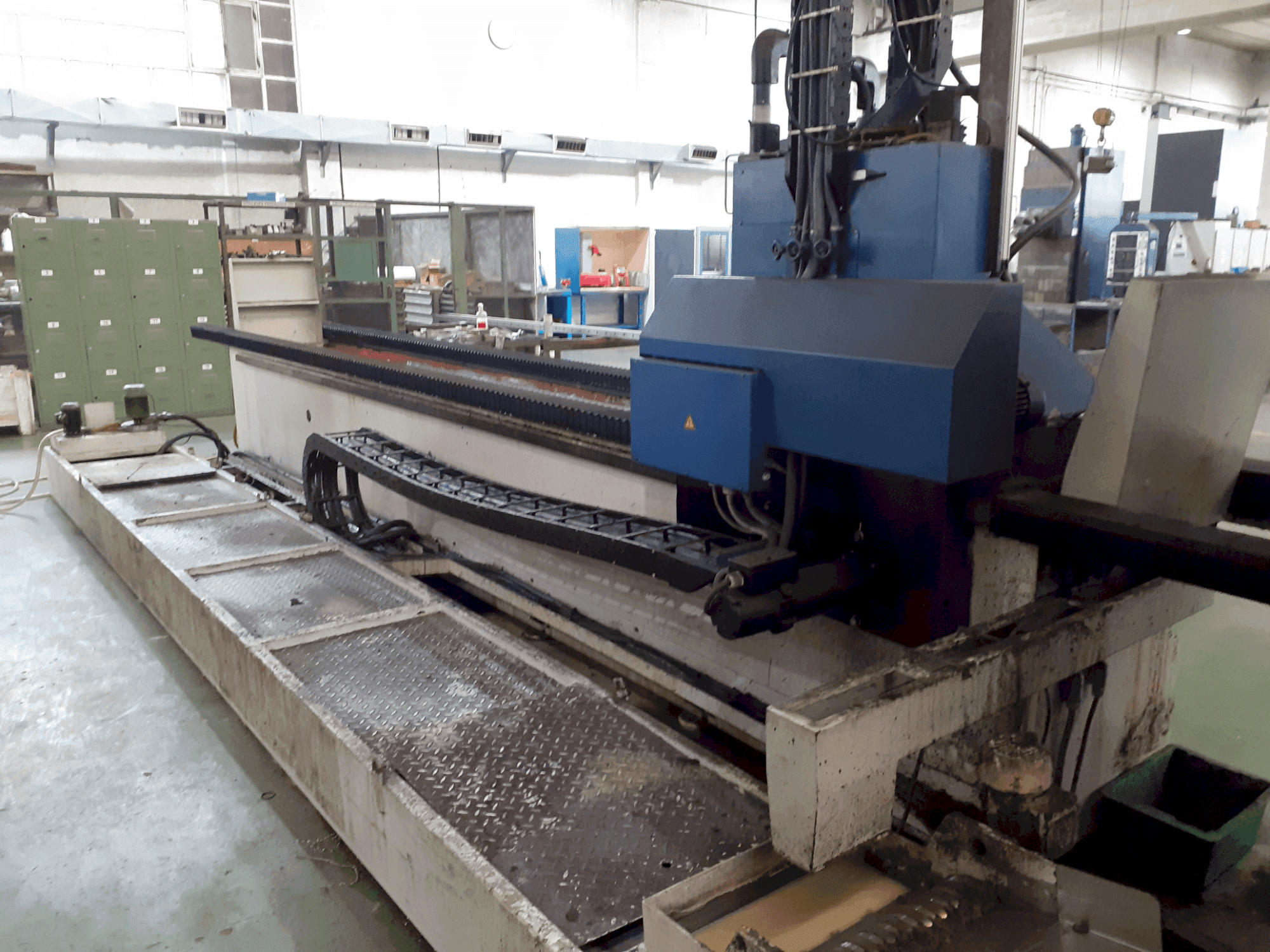 Reform AR 40/7 Mašinos vaizdas iš priekio