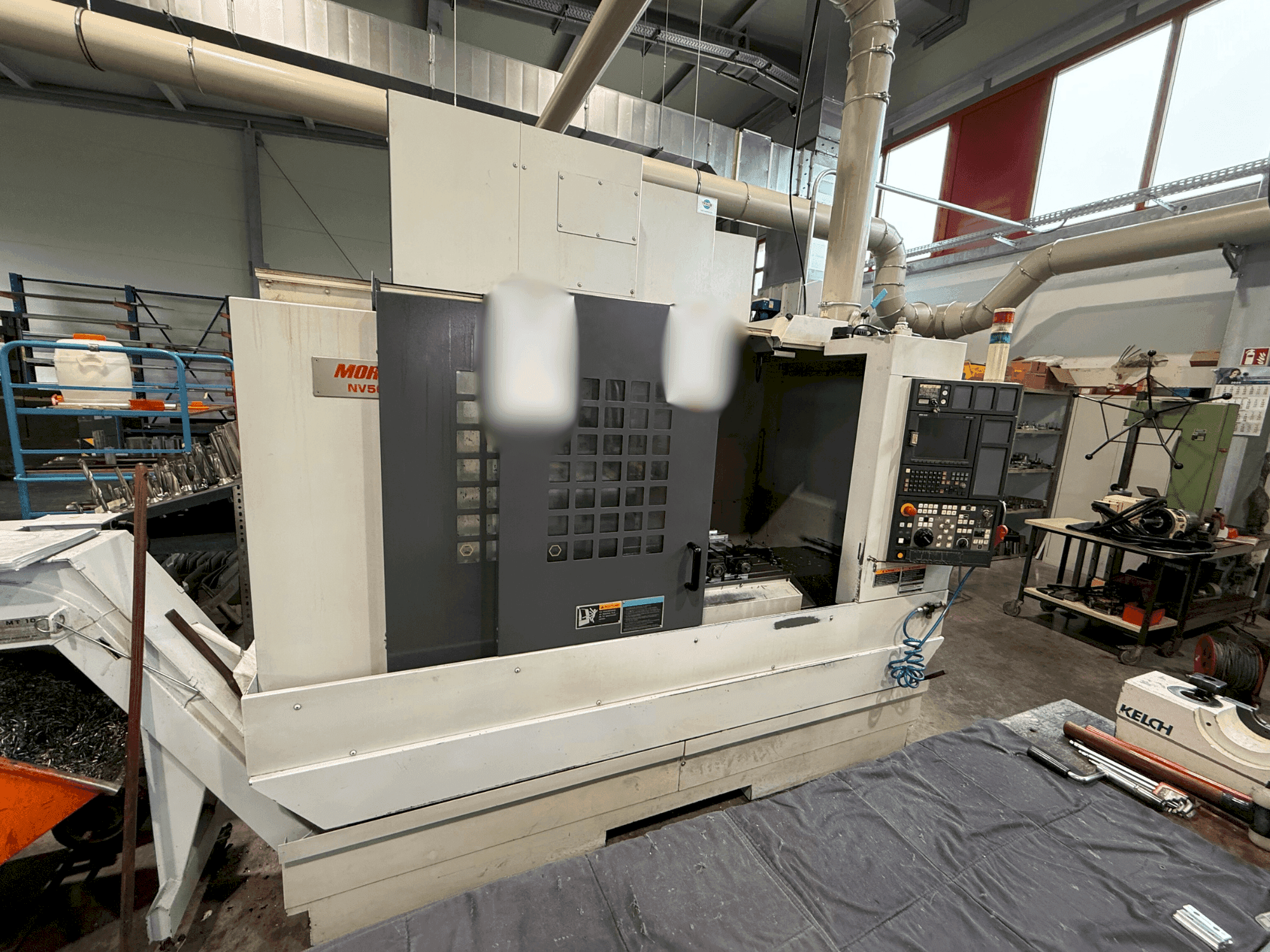 MORI SEIKI NV 5000 a1 B/40 Mašinos vaizdas iš priekio