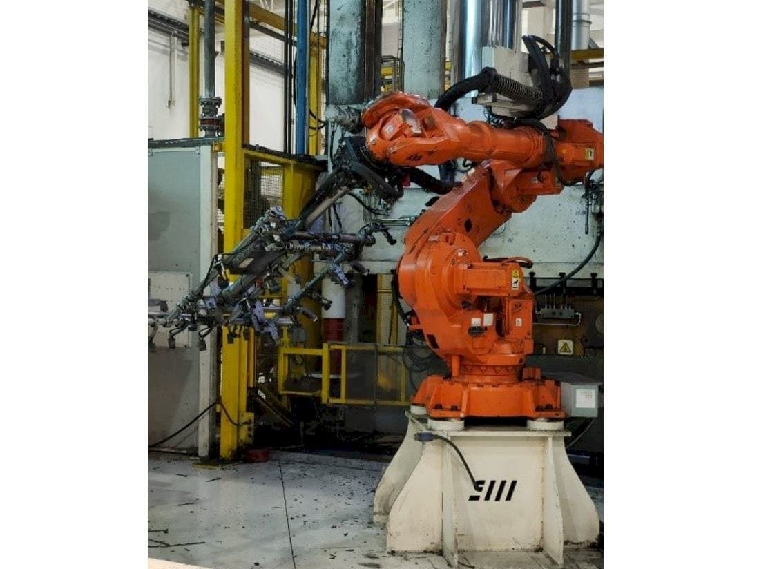 ABB IRB 6640-185/2.8 Mašinos vaizdas iš priekio