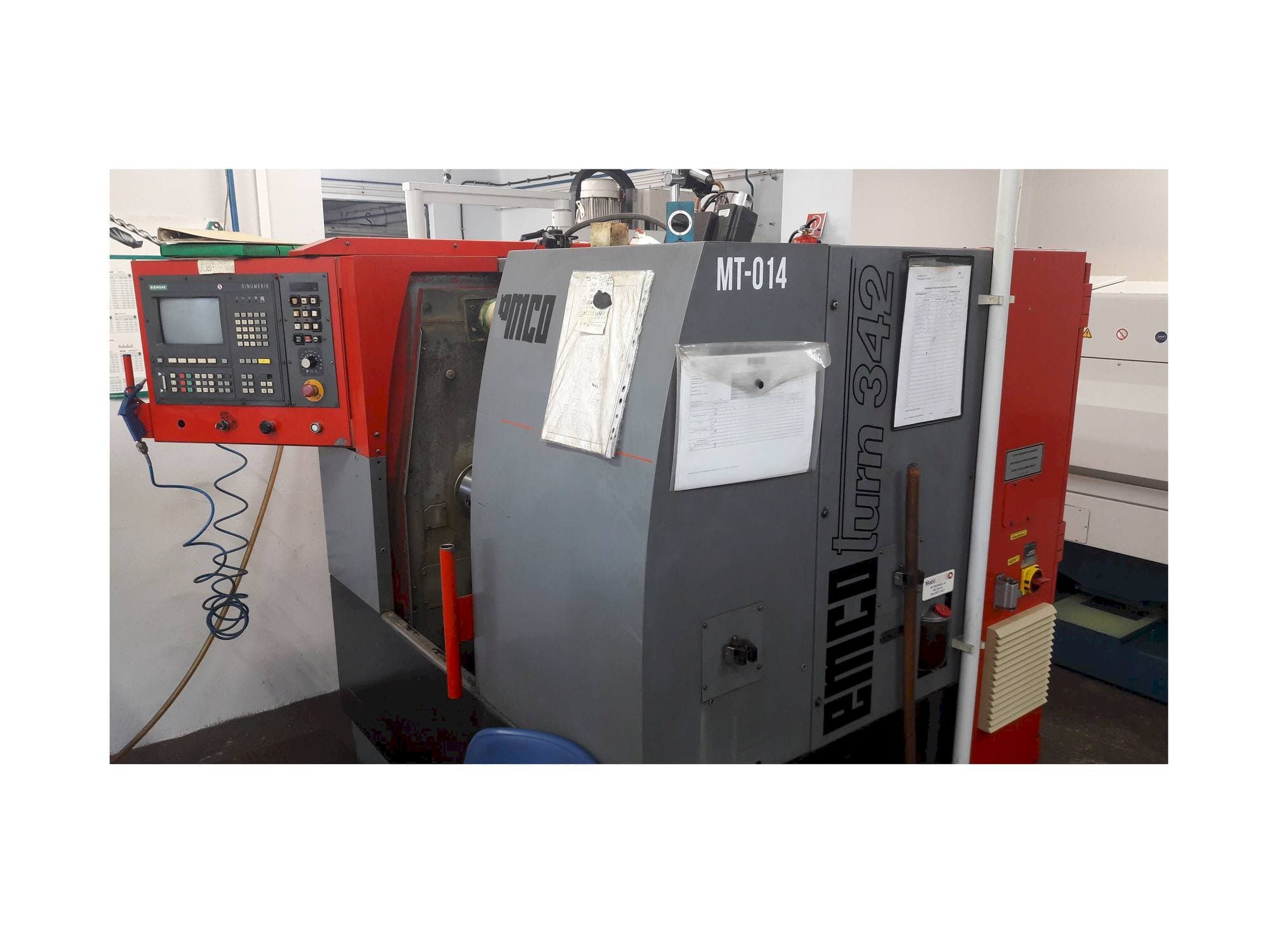 EMCO EMCOTURN 342 Mašinos vaizdas iš priekio