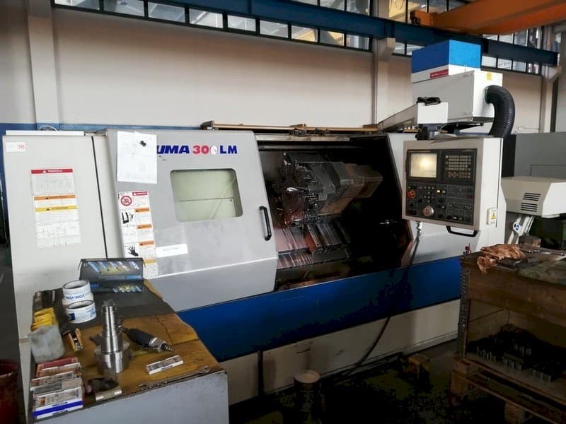 Doosan PUMA 300 LMB Mašinos vaizdas iš priekio