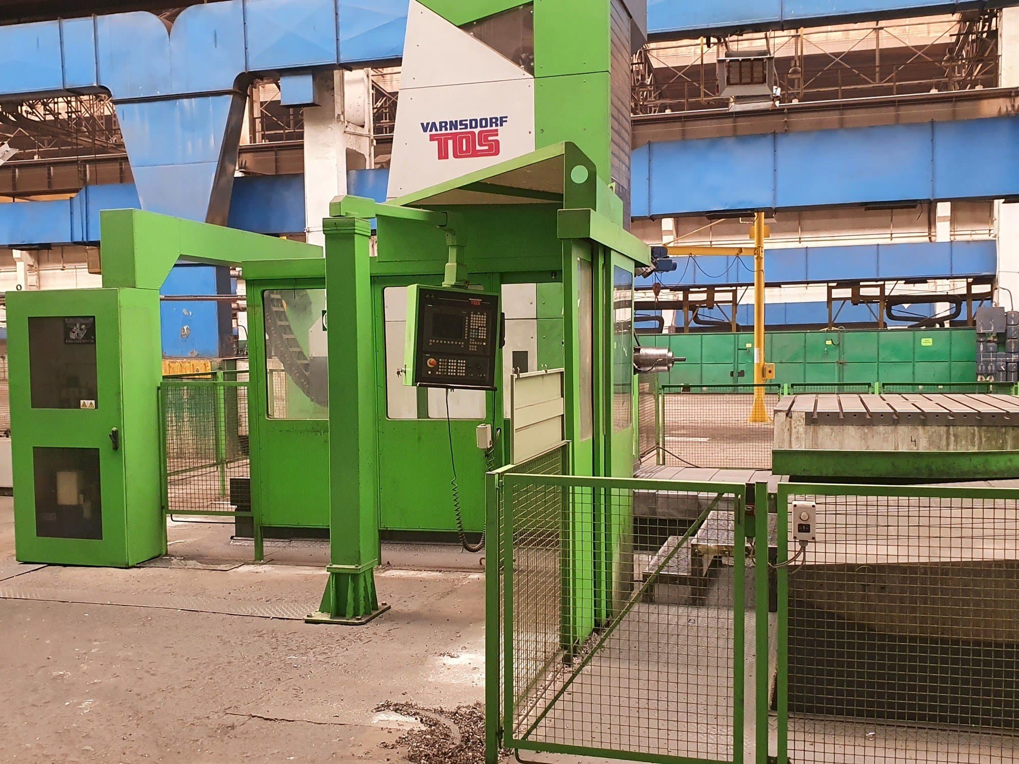 TOS VARNSDORF WHN 13 CNC Mašinos vaizdas iš priekio