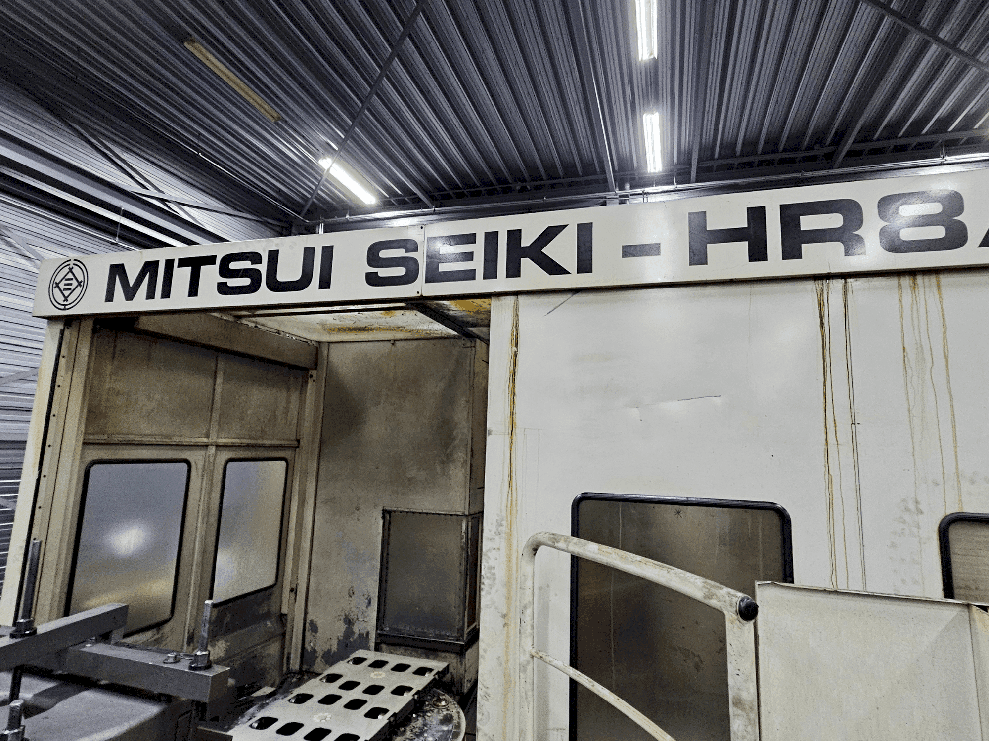 Mitsui Seiki HR8A Mašinos vaizdas iš priekio