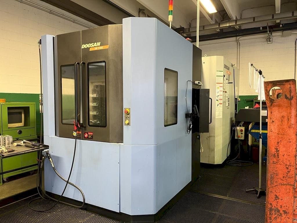 Doosan HP5100 Mašinos vaizdas iš kairės pusės