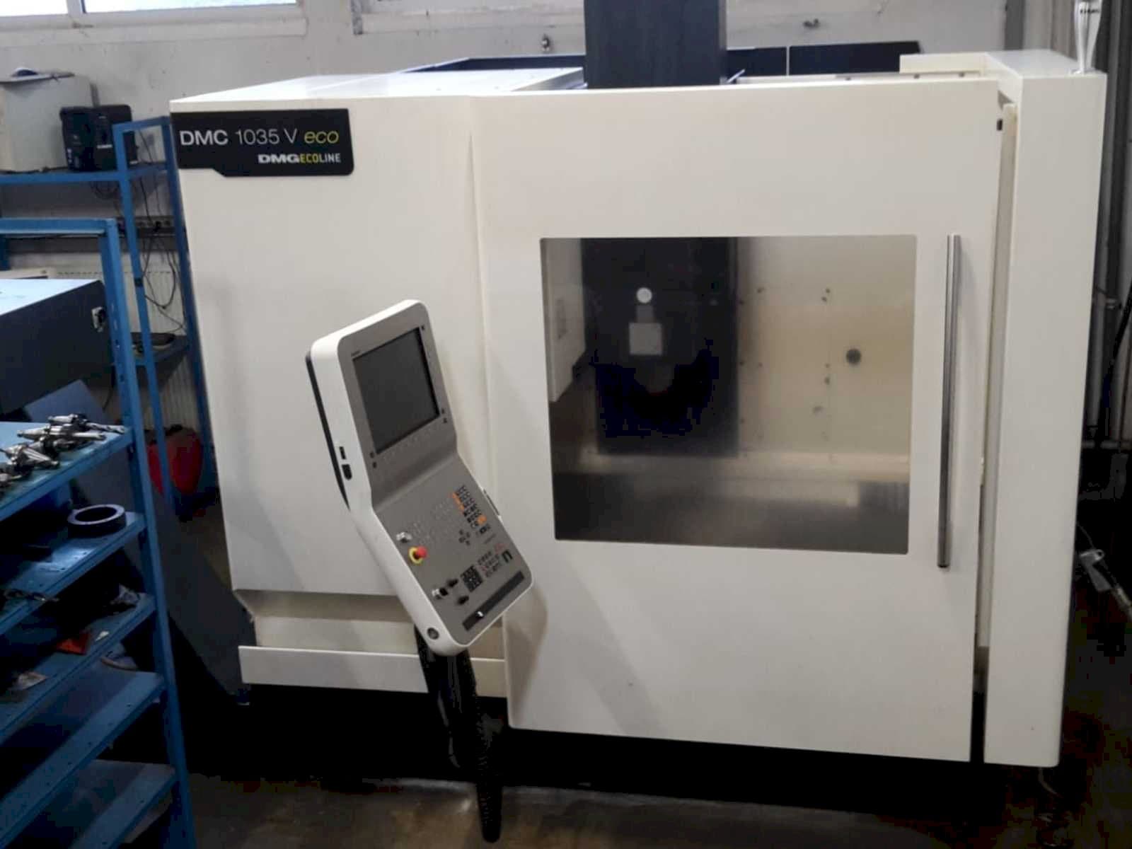 DMG DMC 1035 V ECO Mašinos vaizdas iš priekio