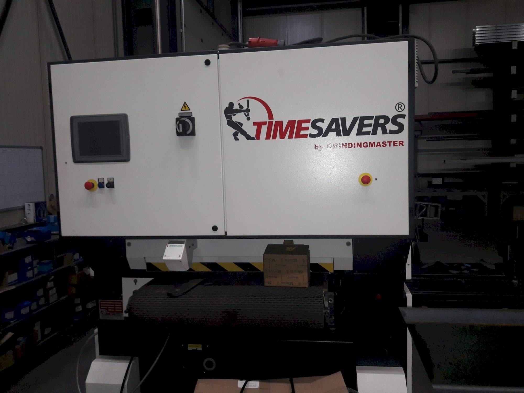 TIMESAVERS 42-SERIE-900-WWB-S Mašinos vaizdas iš priekio