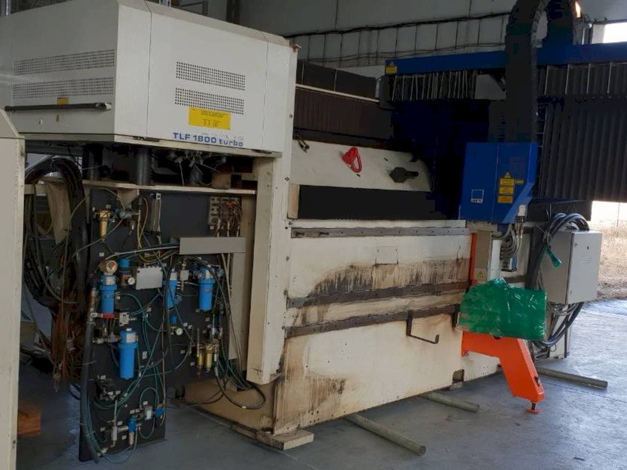 Trumpf Lasercell TLC 1005 Mašinos vaizdas iš priekio