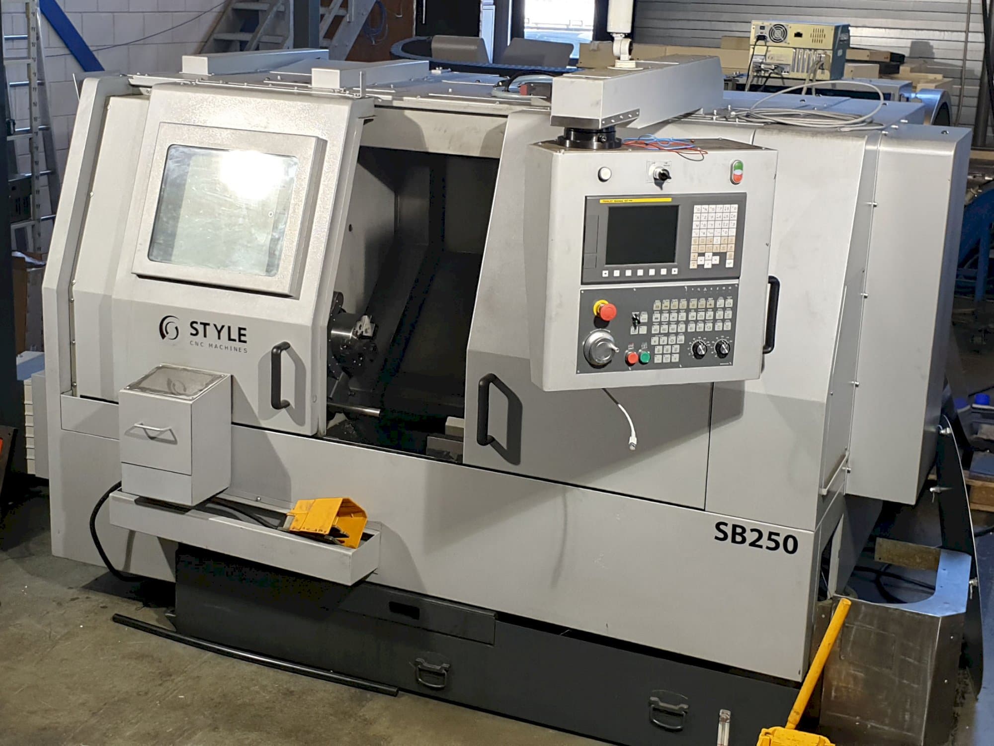 STYLE SB250 Mašinos vaizdas iš priekio