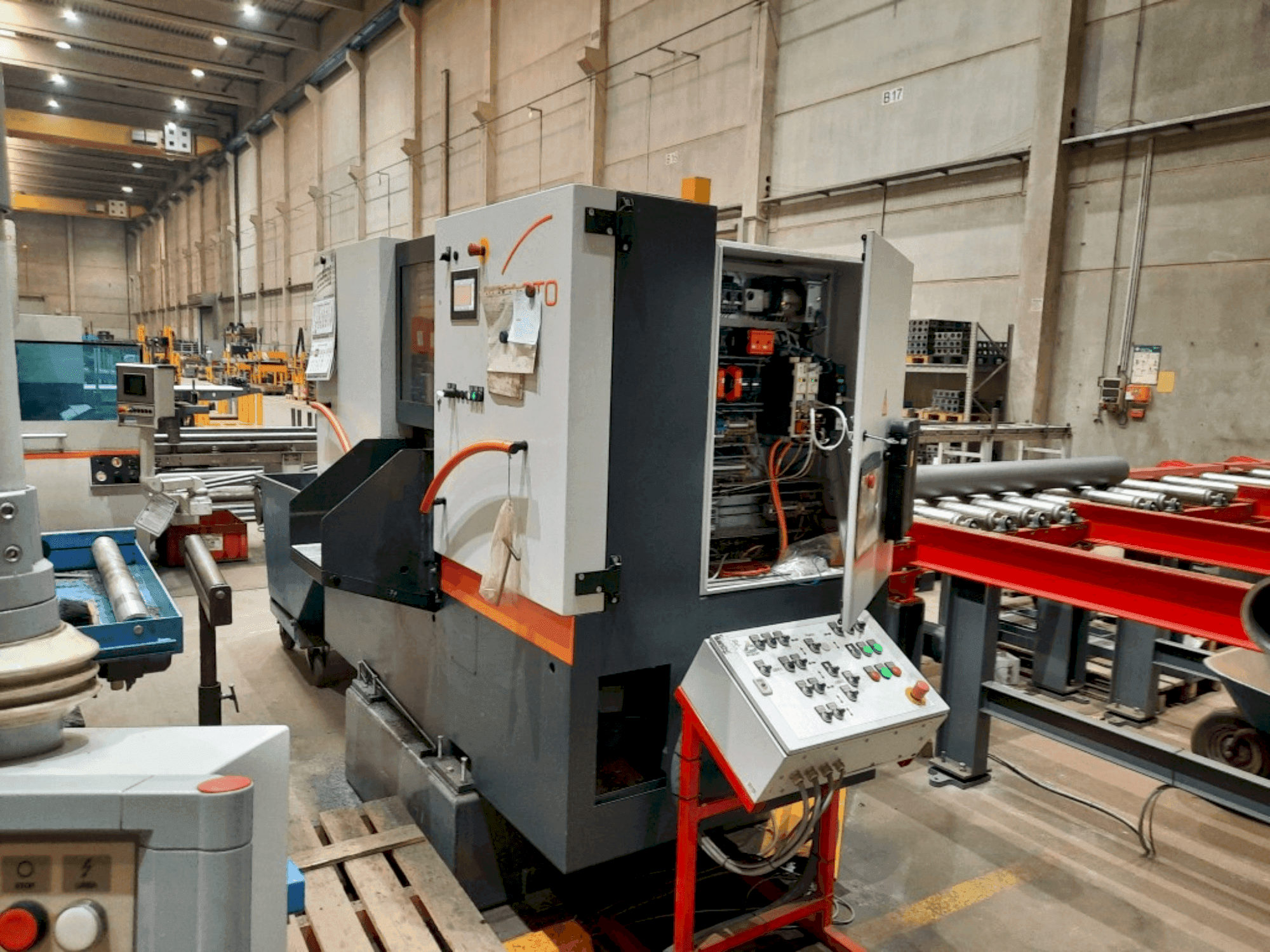 KASTO WIN A3.3 Mašinos vaizdas iš priekio