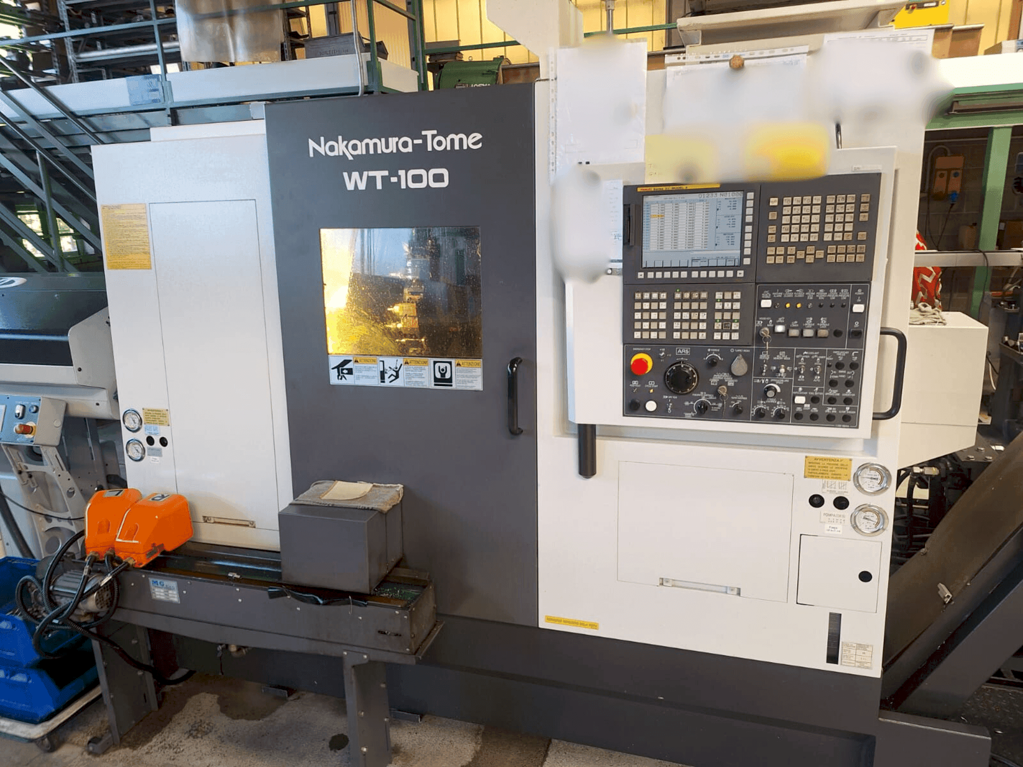 NAKAMURA-TOME WT-100 Mašinos vaizdas iš priekio