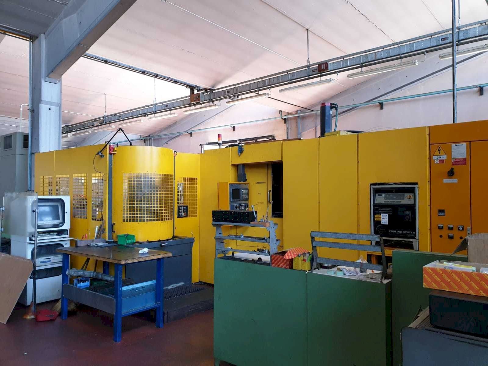 Mandelli Thunder 500 Mašinos vaizdas iš priekio