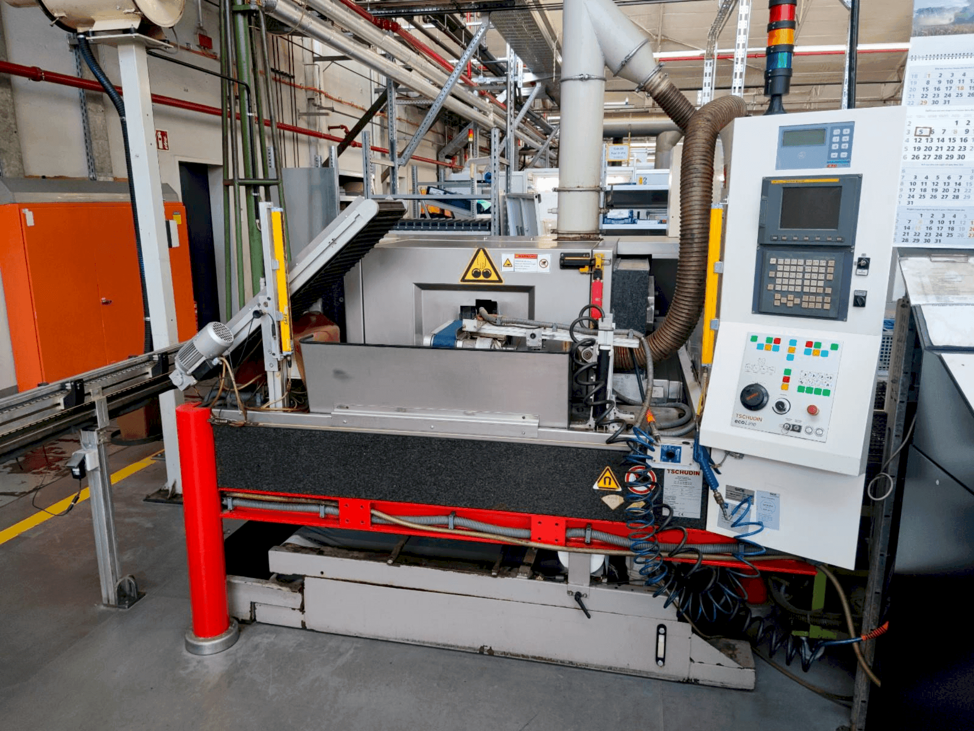 TSCHUDIN ecoLINE 400 Mašinos vaizdas iš priekio