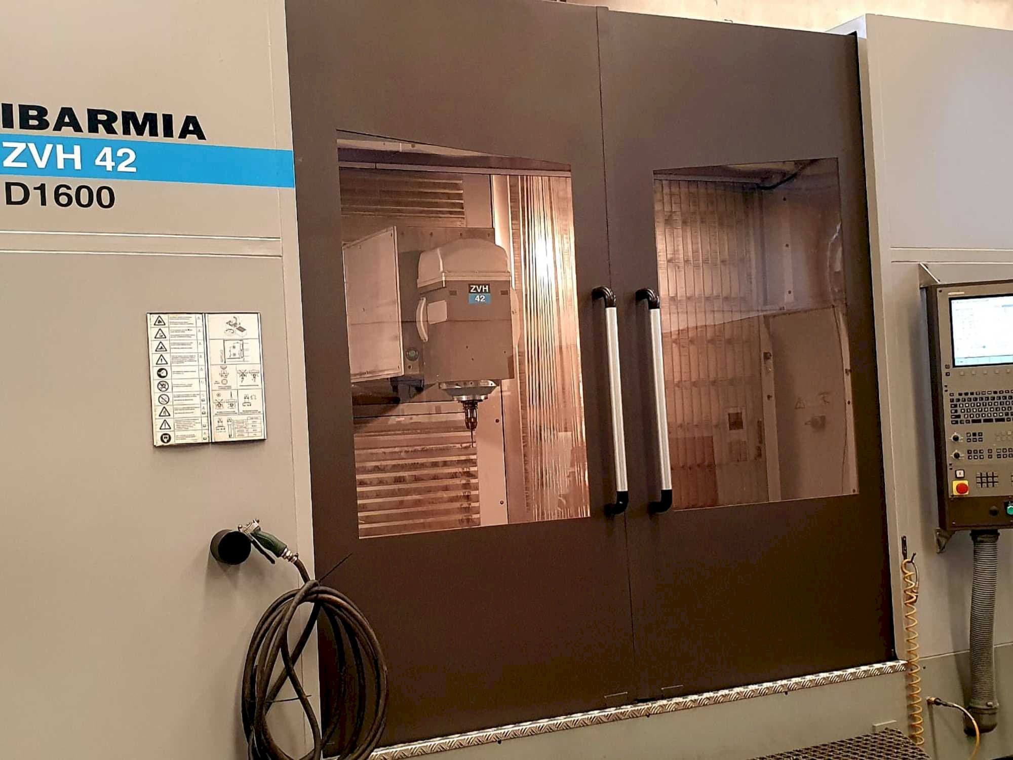 IBARMIA ZVH 42 D1600 Mašinos vaizdas iš priekio