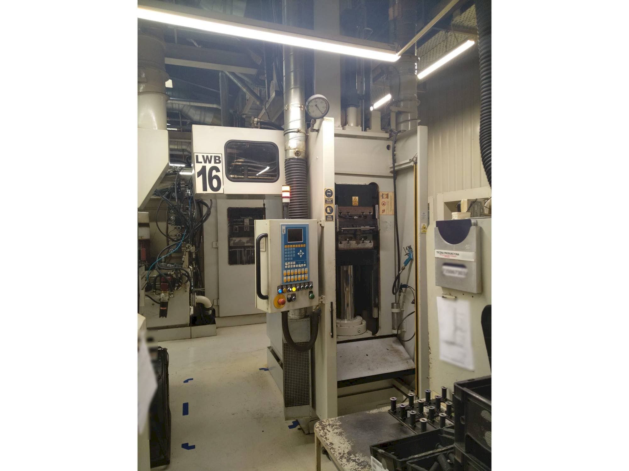 LWB STEINL VRE 1100/1000 Mašinos vaizdas iš priekio