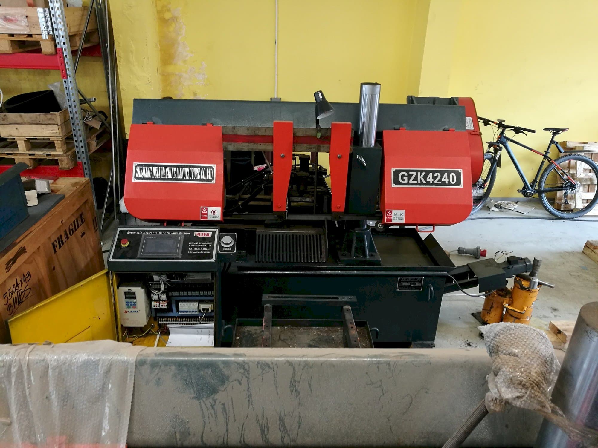 NDNL GZK4240 Mašinos vaizdas iš priekio