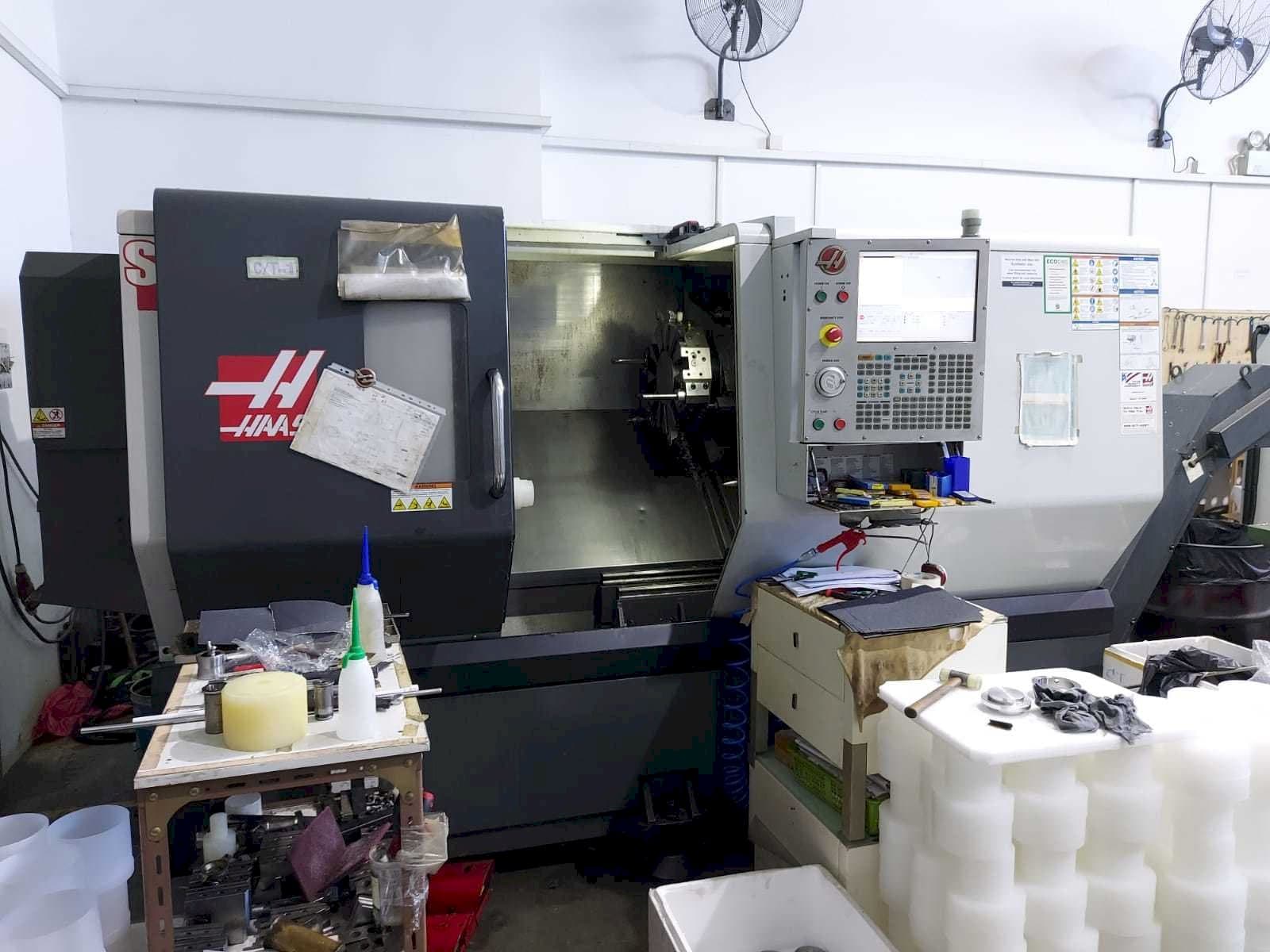 HAAS ST-30 Mašinos vaizdas iš priekio