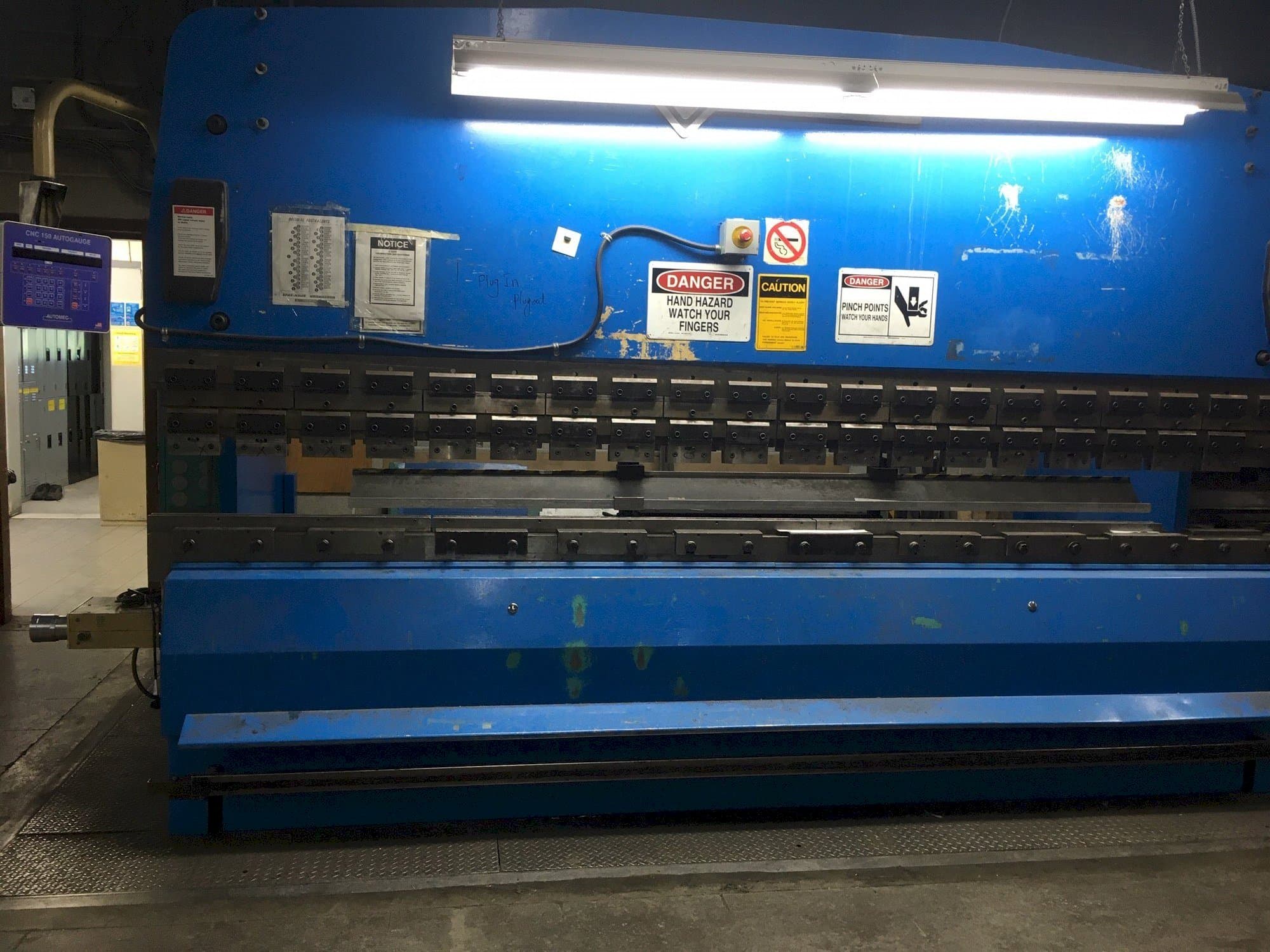 PROMECAM 204 Mašinos vaizdas iš priekio