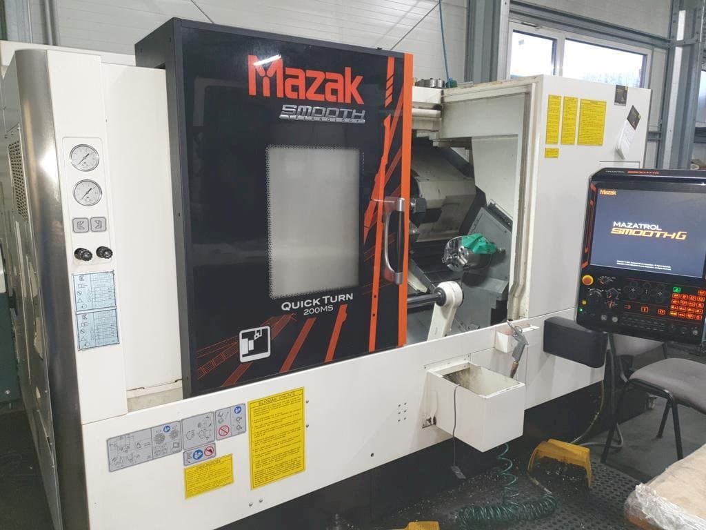 Mazak Quick Turn 200MS Mašinos vaizdas iš priekio