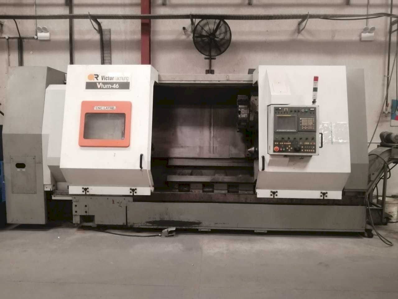 Victor Vturn - 46 Mašinos vaizdas iš priekio