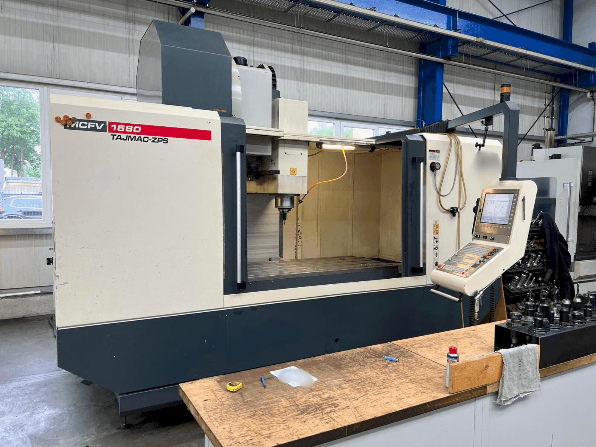 TAJMAC-ZPS MCFV 1680 Mašinos vaizdas iš priekio