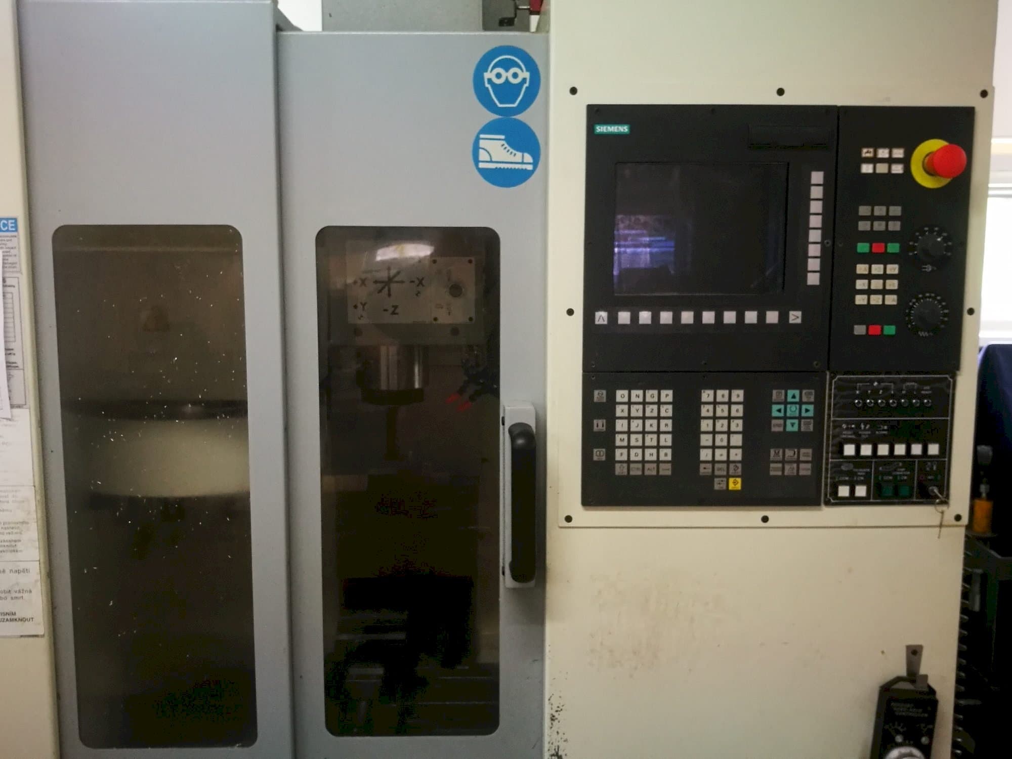 Chevalier 1418 VMC-40 Mašinos vaizdas iš priekio