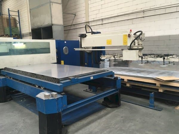 Trumpf Trumatic L3050 Mašinos vaizdas iš priekio