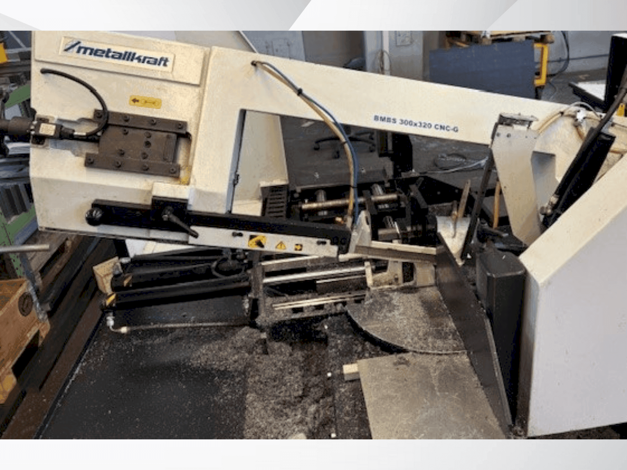 Metallkraft  BMBS 300X320 Mašinos vaizdas iš priekio