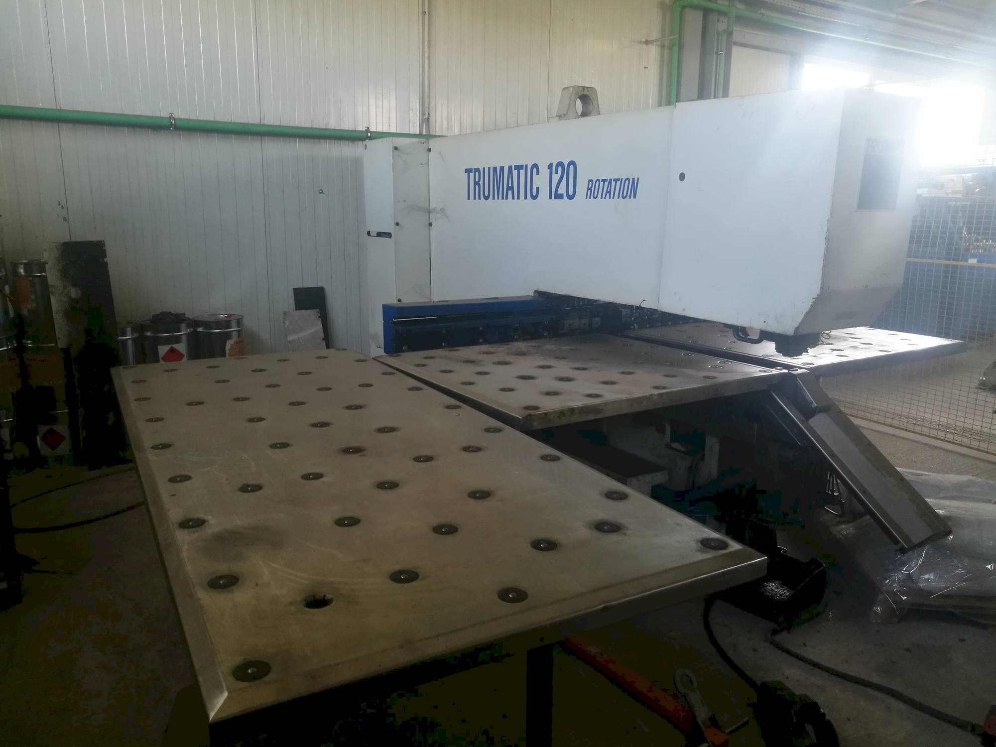 Trumpf Trumatic 120R Mašinos vaizdas iš priekio