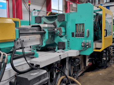 Arburg 630 S 2500-1300 ECO Mašinos vaizdas iš priekio