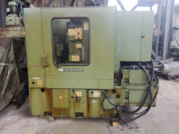 TOS OHA 16B Mašinos vaizdas iš priekio