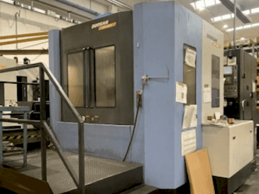 DOOSAN HM 6300 (2009) Mašinos vaizdas iš priekio